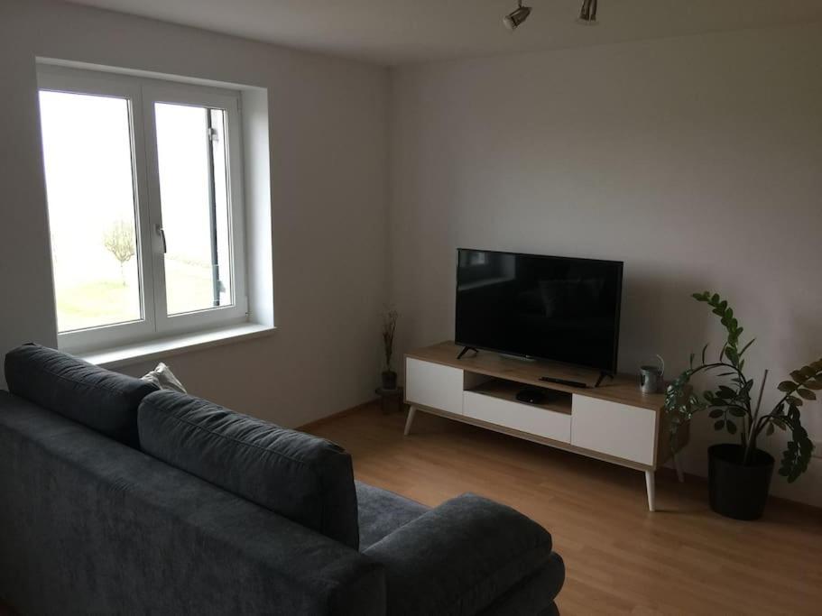 Ruhige Schoene 2-Zimmer Ferienwohnung 회히스트 외부 사진